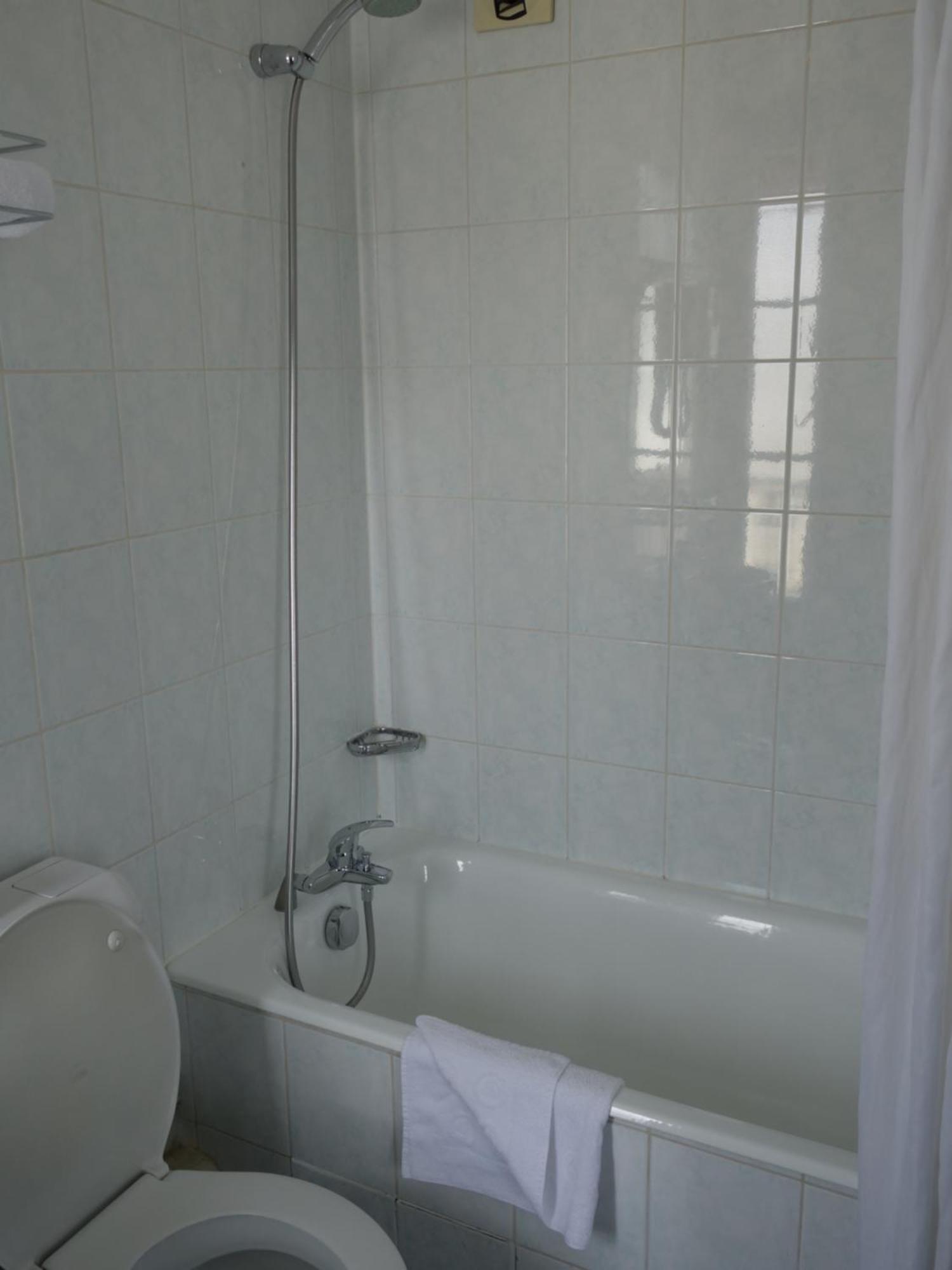Hotel Royal Mansart Paris Room photo